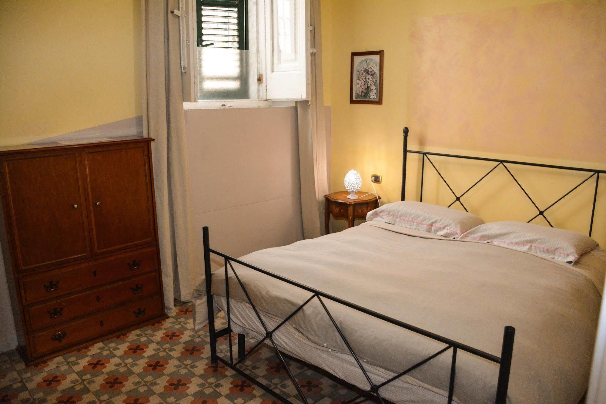 Le Colonne Bed & Breakfast *